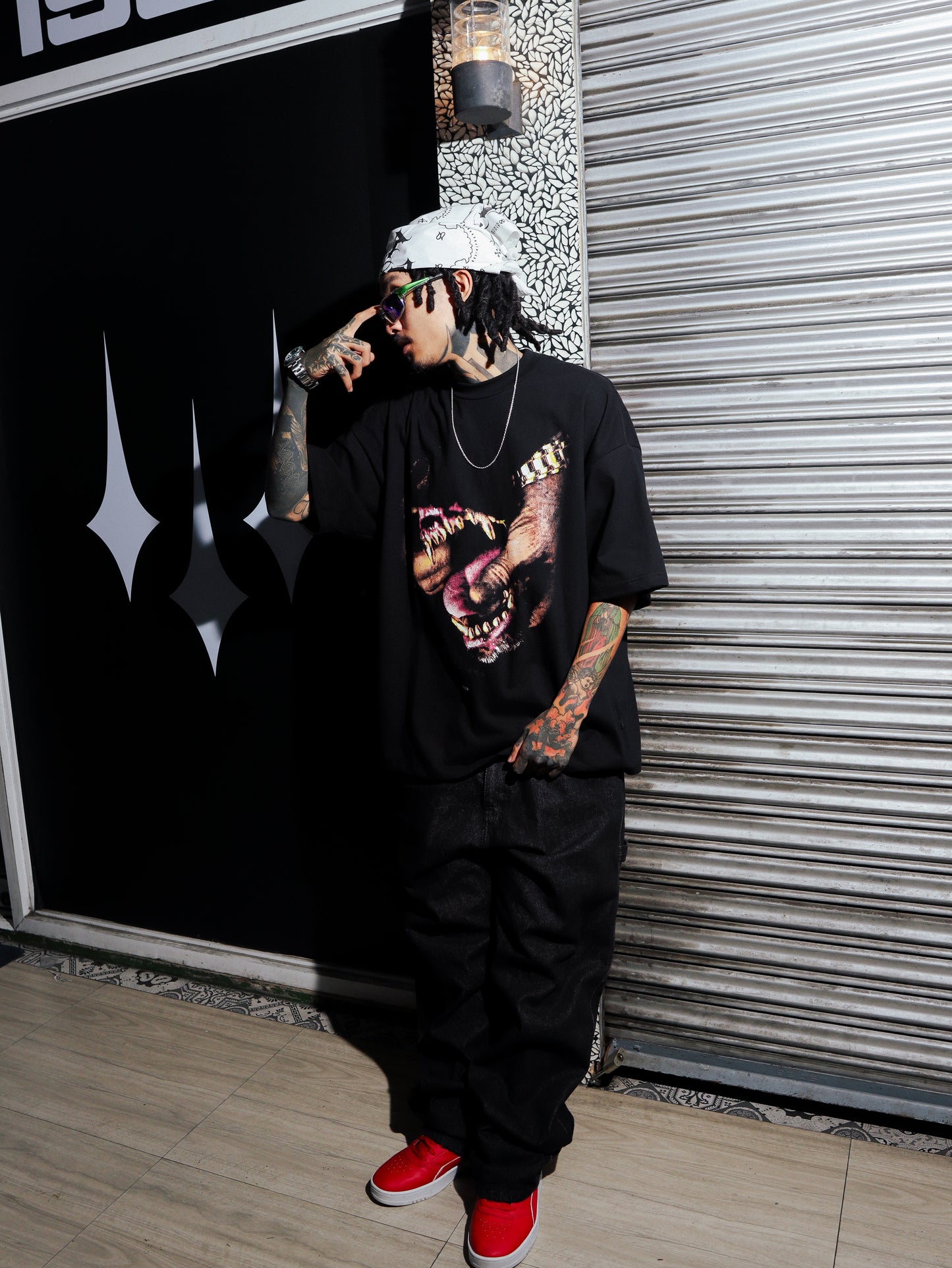 DAWGS - BLACK - OVERSIZED