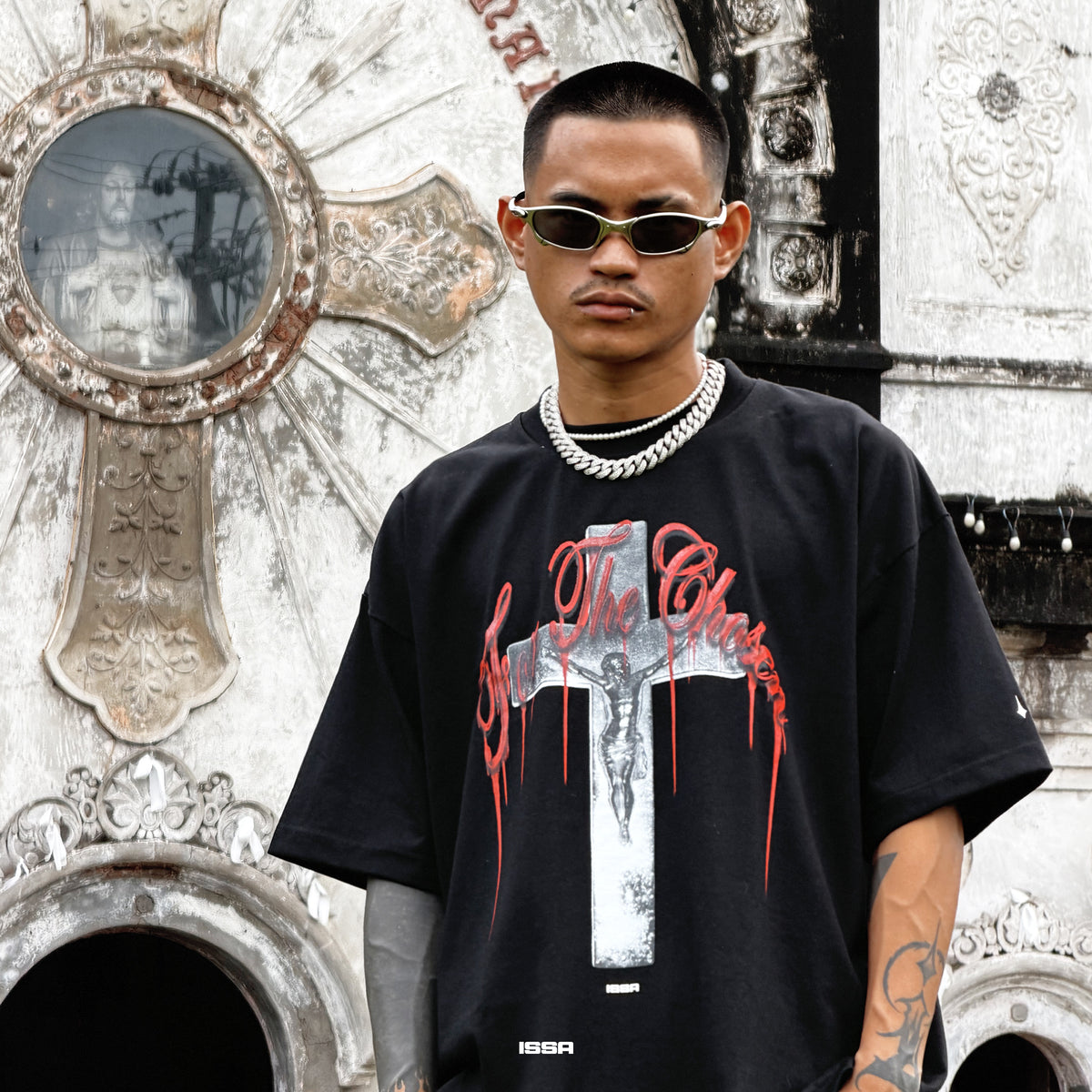 FOR THE CHOSEN CROSS • CLASSIC