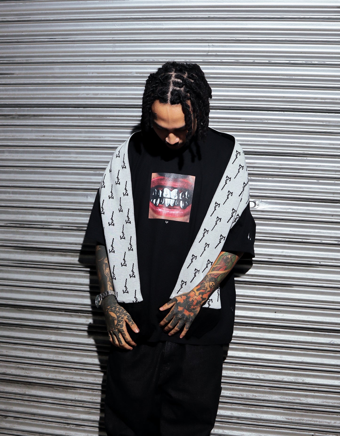 TRINITY GRILLZ - BLACK - OVERSIZED